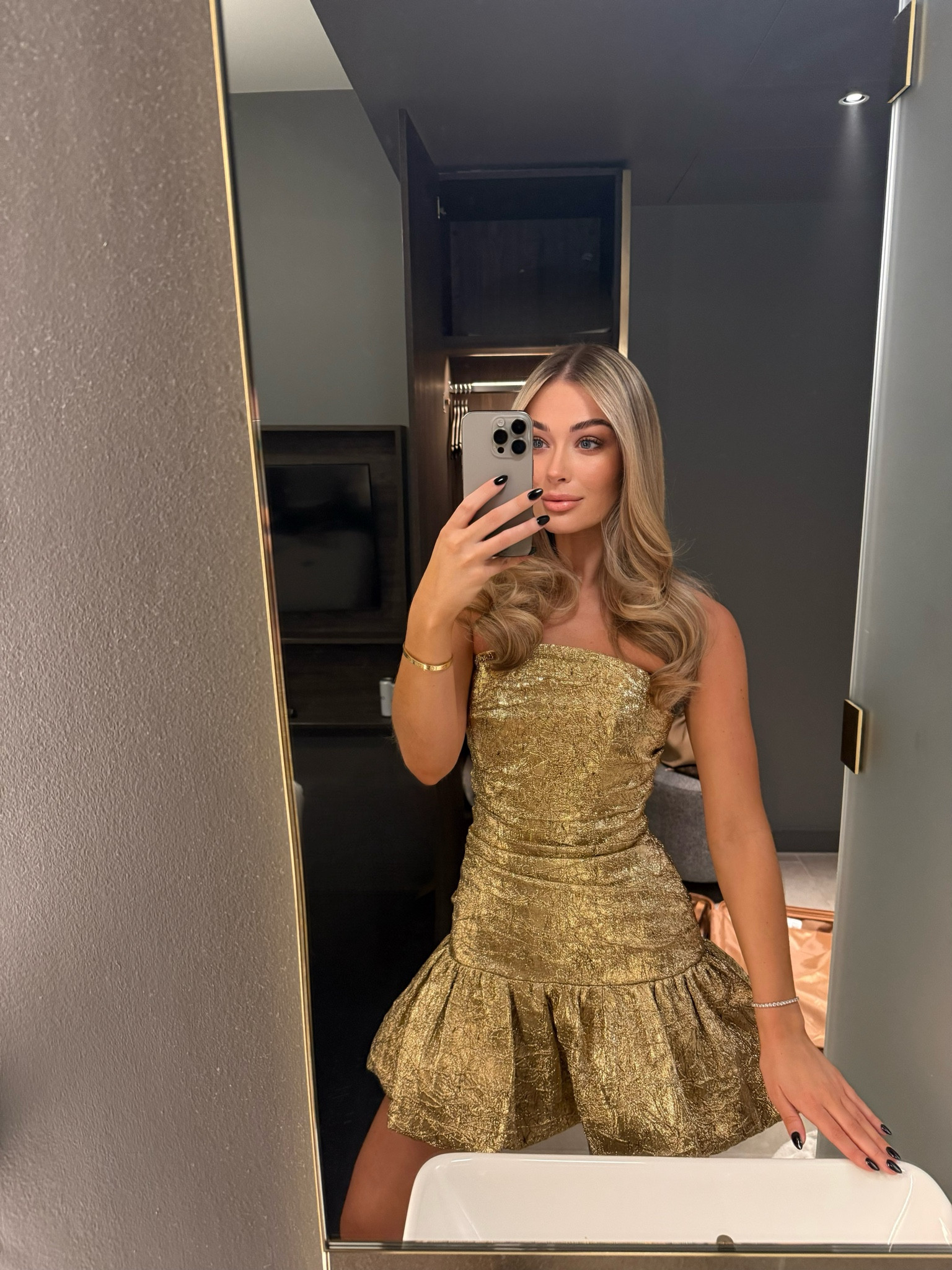 NADINE MERABI NEW IN NOW AVAILABLE 



#LTKuk #LTKgiftguide #LTKpartywear