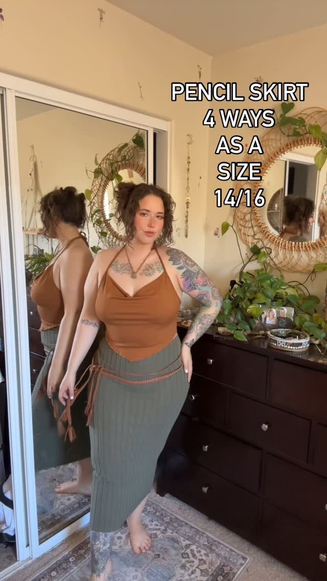 Comment LINKS and I’ll DM you these outfit details 

#midsize #plussize #fashioninspo #skirts #style #pencilskirts #springstyle #springfashion #ootd #size14 #size16 #lookbook #whattowear