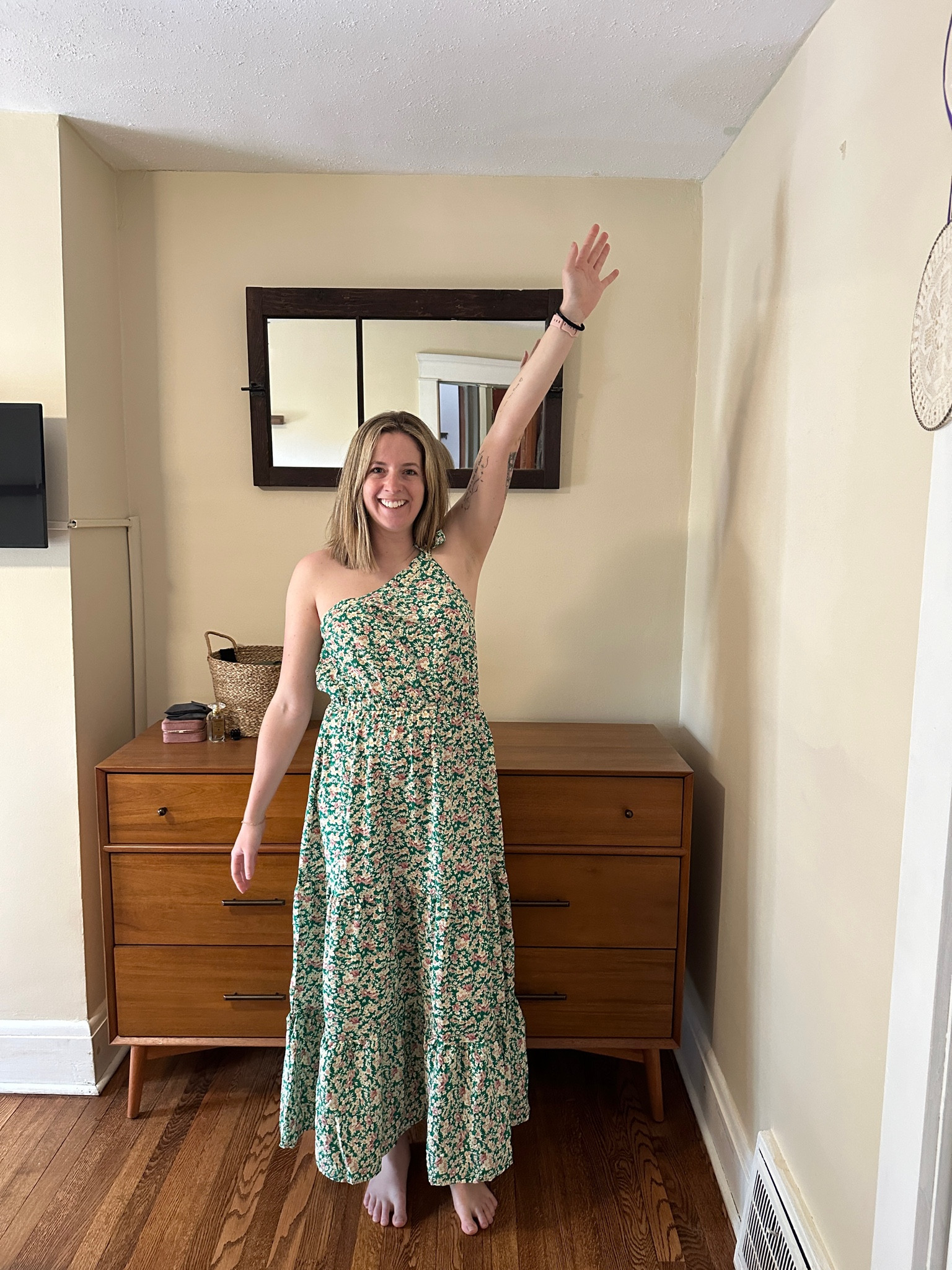 Such a cute #weddingguestdress for the summer!! 

#LTKmidsize #LTKfindsunder50 #LTKSeasonal