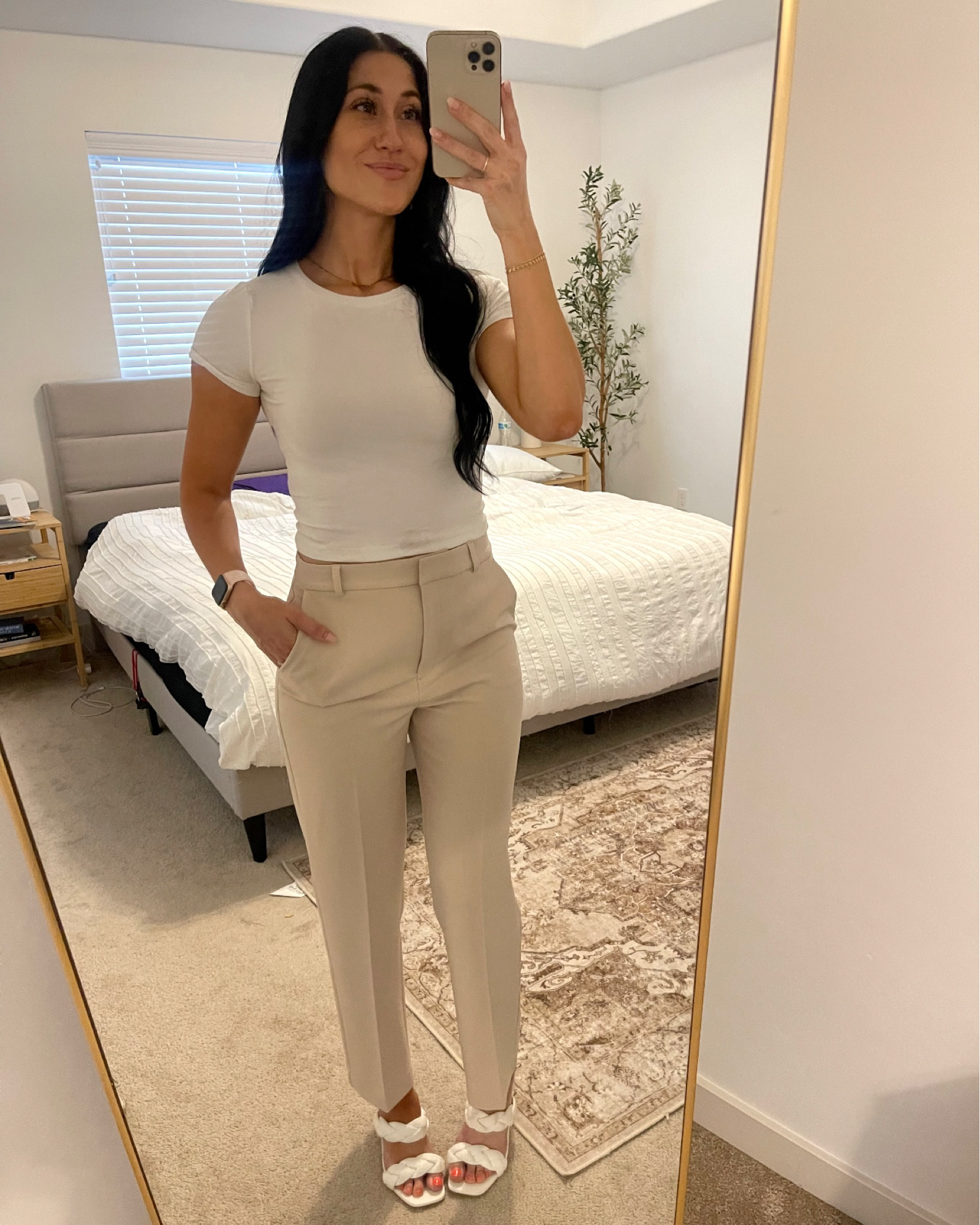 Wore this on the news! So cute and basic. Gives off a very classy vibe. 

#LTKWorkwear #LTKStyleTip #LTKMostLoved