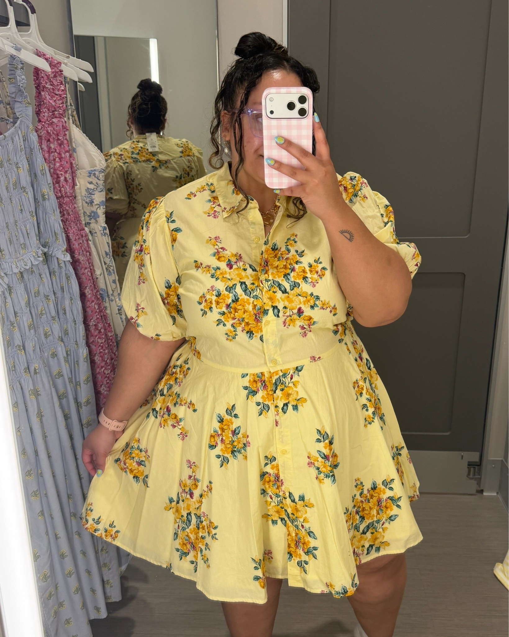 The absolute perfect Mother’s Day dress! It’s so flattering and great coverage. It is a little short I’m 5’2 for reference and I’m wearing the XL

#LTKPlusSize #LTKPetite #LTKSaleAlert