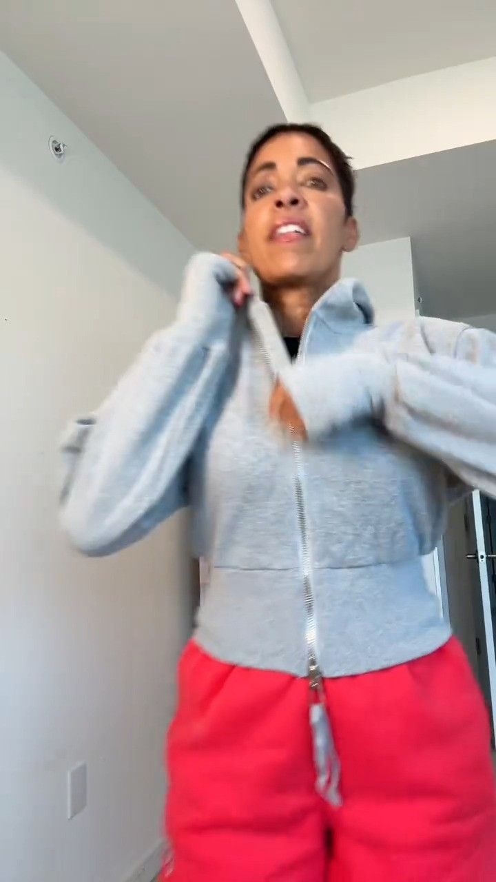 arssm cropped hoodie double zipper workout jacket 

 #LTKdayinmylife #LTKootd #LTKBeauty