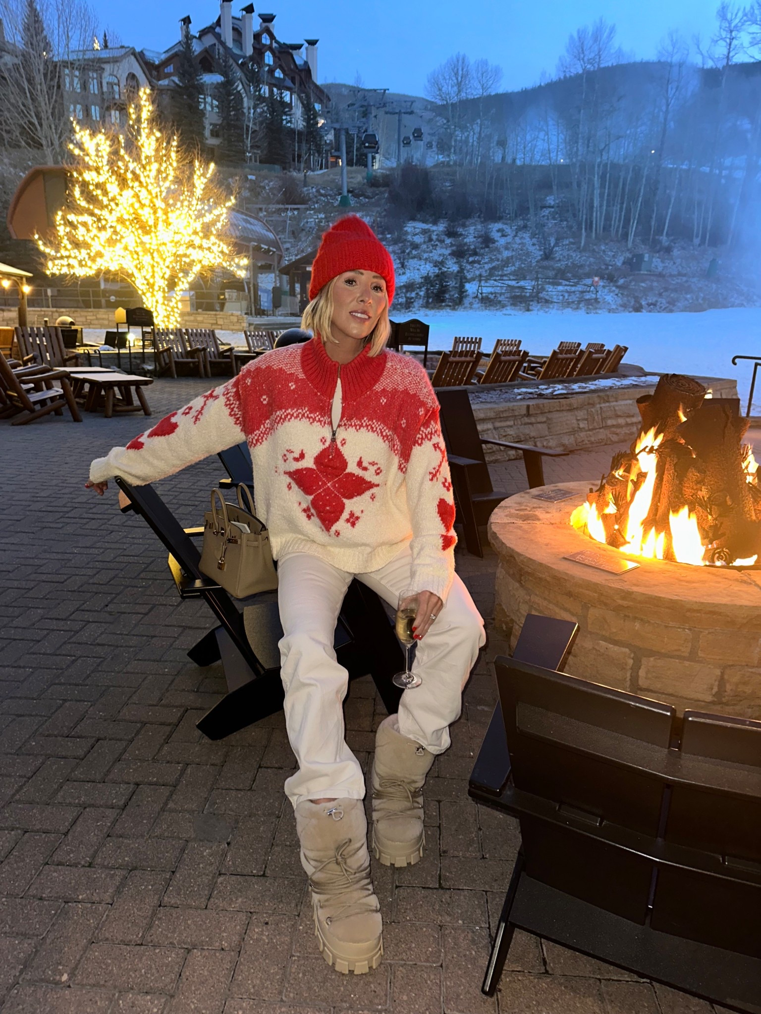 My favorite sweater is 25% off 😍😍😍 