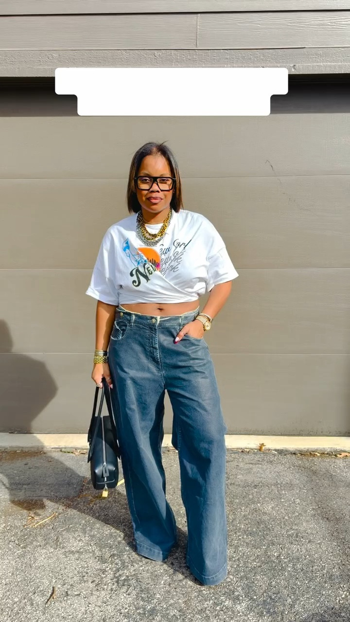 Hey girl! I mean…jeans are just my thing! Don’t worry about why I have so many! I wear them all! 😎

First time wearing these @theattico jeans and I spent so much on waist alterations, but they’re so much better now! If you’re gonna invest in good jeans - be prepared to pay to make them right for your body! Don’t skimp on that!

Look deets:
Shirt @31philliplim 
Jeans @theattico 
Purse @alexanderwangny 
Necklaces @boldandkindjewelry 
•
•
Attico jeans, double waist jeans, denim style, date night style