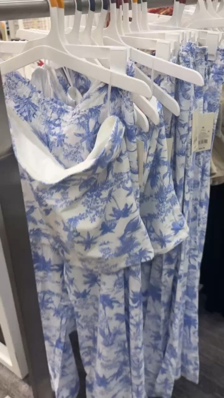 Obsessed with this two piece set from Target! 

#LTKHome #LTKootd #LTKSeasonal