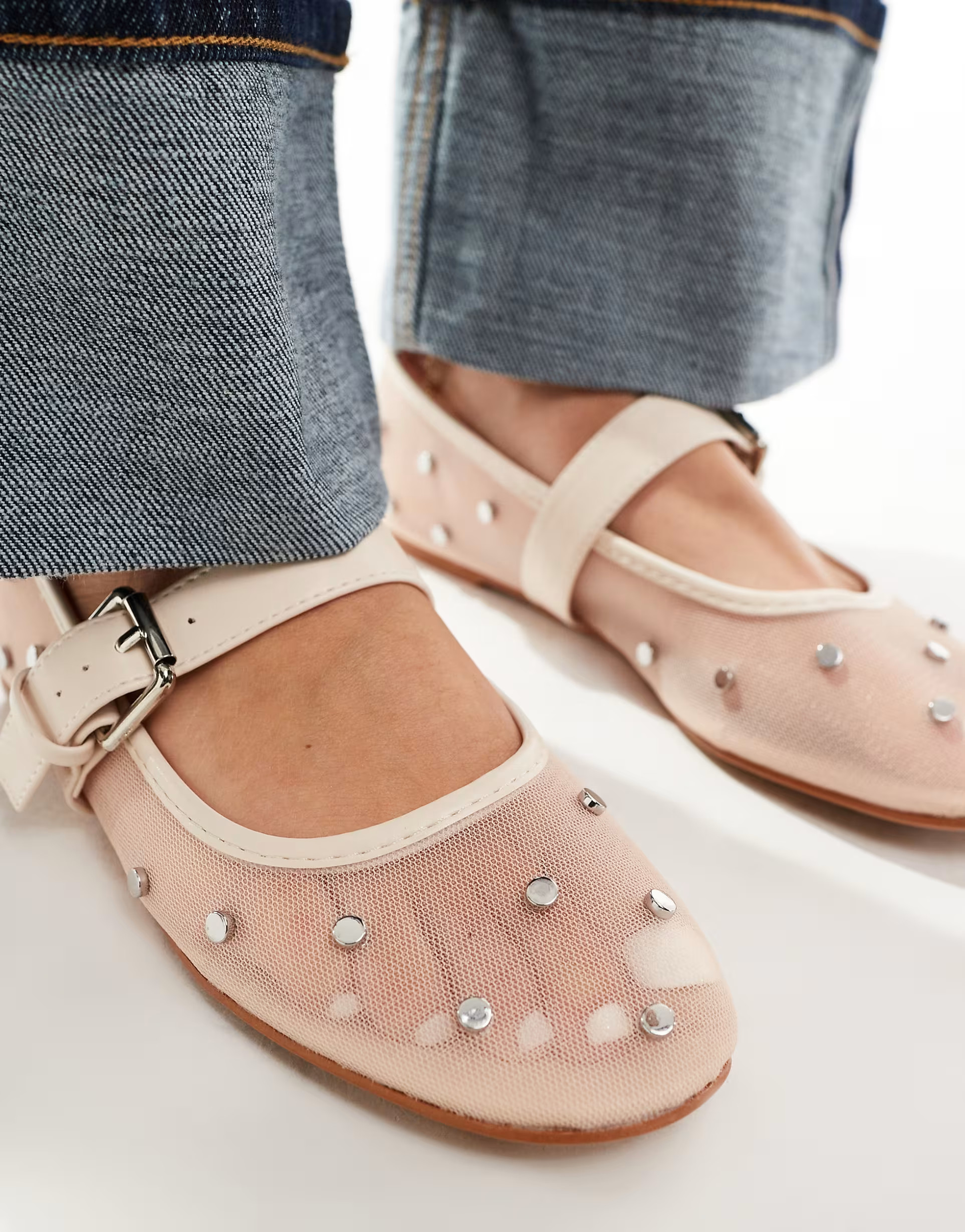 ASOS Design – Lou – Mary-Jane-Ballerinas in Zartrosa aus Netzstoff | ASOS (Global)