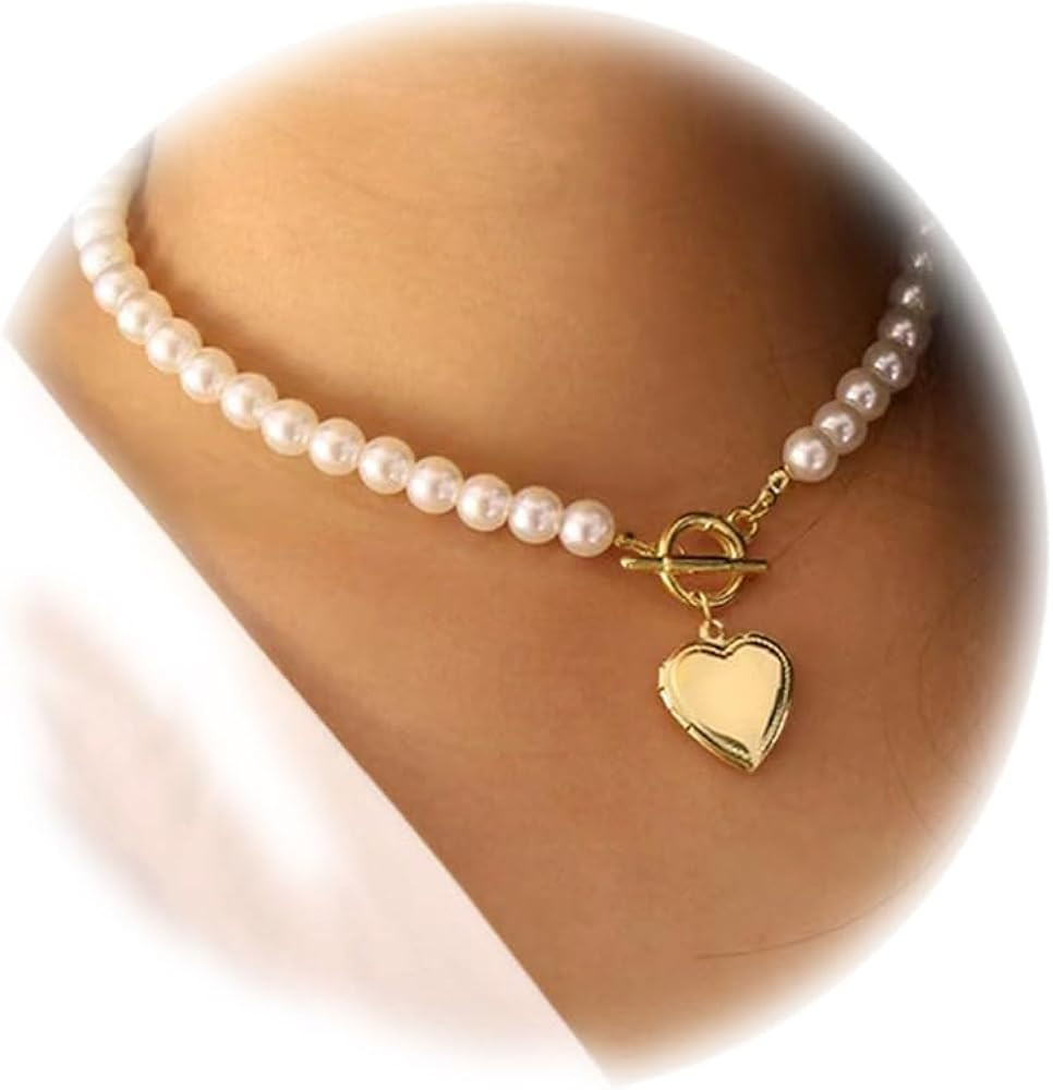 YOUFENG Love Heart Locket Necklace that Holds Pictures Polished Lockets Necklaces Birthday Gifts | Amazon (US)