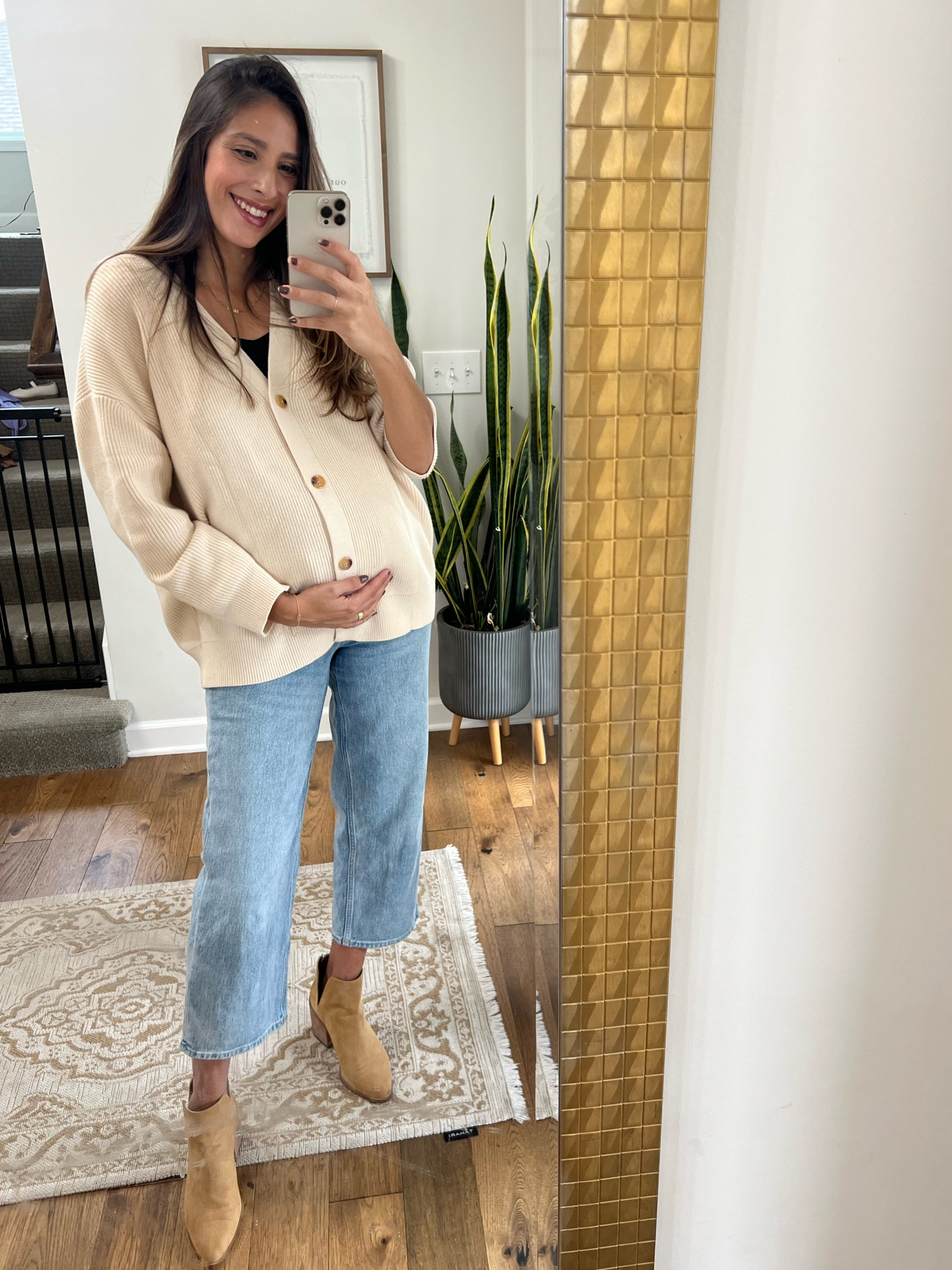 Bumping this Fall 🤰🏻🍂this sweater is so cozy and has the perfect length for the pregnant ladies! 

#LTKfamily #LTKbump #LTKSeasonal