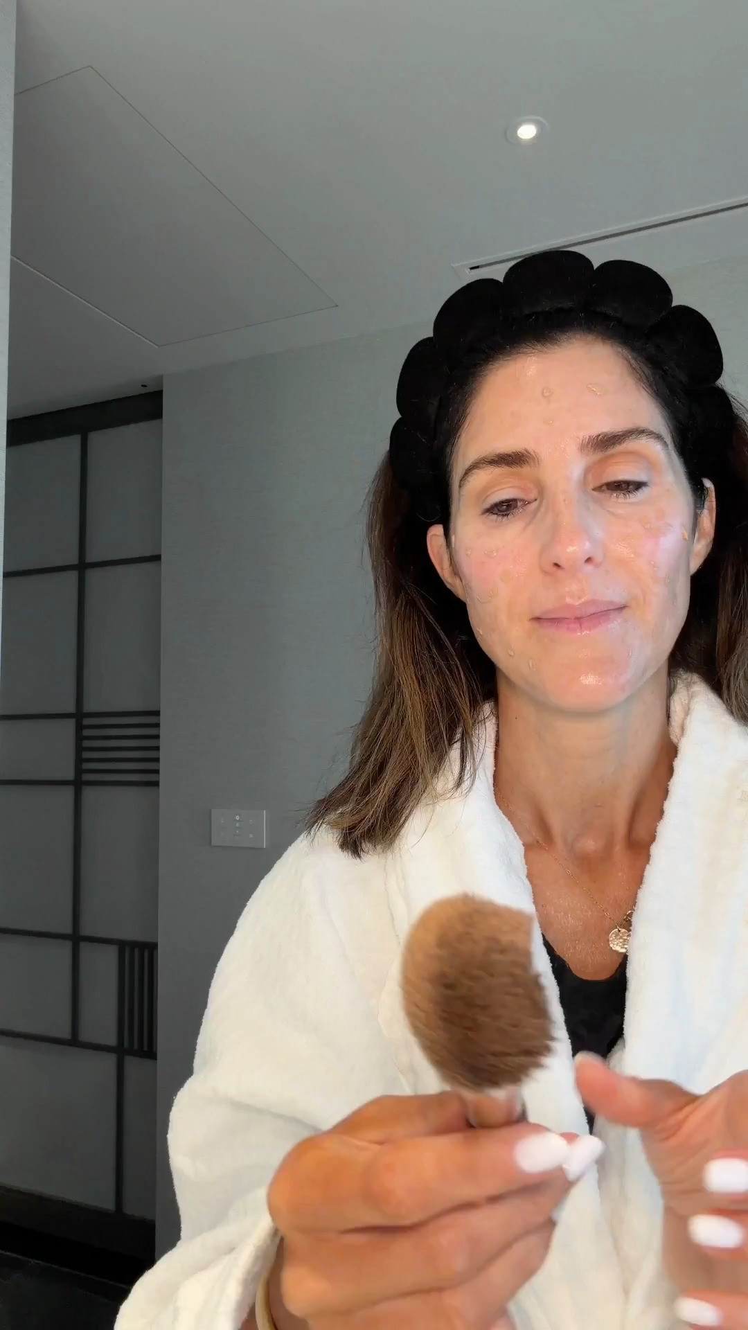 Good morning from Tokyo Japan! Wanted to get ready with you this morning and share a couple of my favorite products
Foundation:neutral tan
Concealer: 3.5
#stylinbyaylin #aylin #beauty 

 #LTKgrwm #LTKootd #LTKOver40