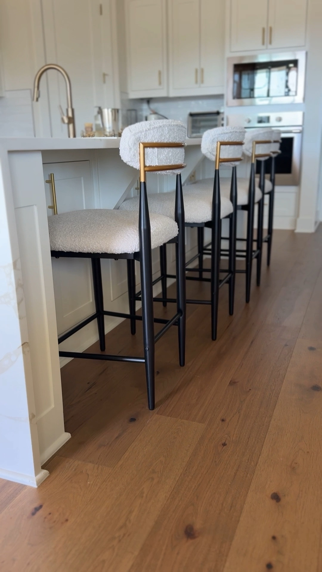 We’ve had these counter stools since we moved in and I’d still choose them again, they give the Arhaus Jagger look for less! 

#LTKHome #LTKSaleAlert