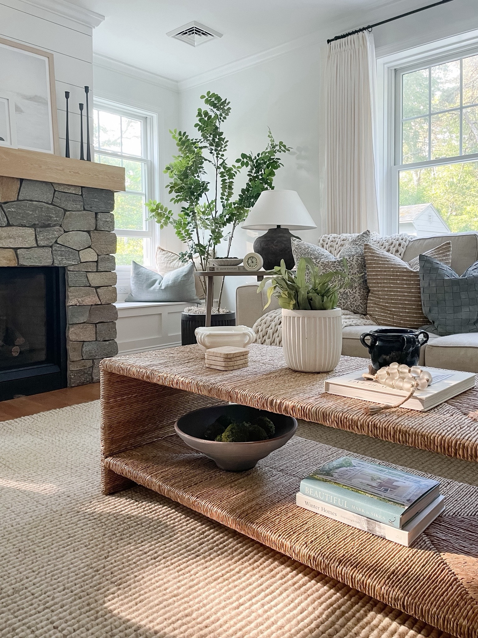 Coastal Living Room 

Coastal living room  living room styling  Home decor  Home  Home decor  Home favorites  Floral vase   Wall Art  Coastal home  coastal home decor  coffee table 

#LTKstyletip #LTKfindsunder100 #LTKhome