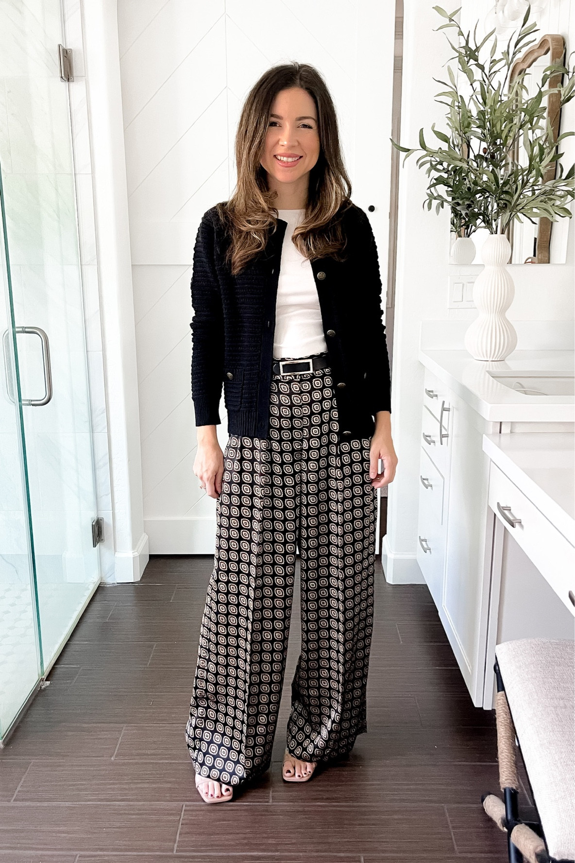 Fall fashion - chic fall pants - flowy pants for fall - work outfit ideas - office wear inspo - cute work outfits- fall outfit inspo - casual fall outfits - styling tips - petro te fashion

#LTKSeasonal #LTKfindsunder100 #LTKstyletip