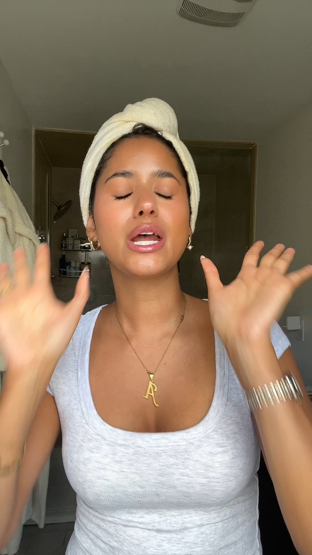 products that I used on my hair while on vacation to keep it healthy , hydrated and strong!! 