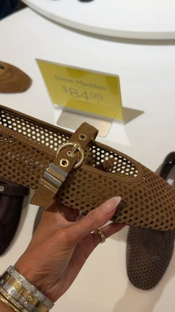 The cutest Steve Madden flats! 

Nordstrom sale, NSALE, Nordstrom sale finds, Nordstrom finds, Nordstrom sale, Anniversary sale, Nordstrom jeans, Nordstrom tops, Sunglasses, Travel outfit, Emily Ann Gemma #LTKStyleTip

#LTKselfcare #LTKdayinmylife #LTKootd