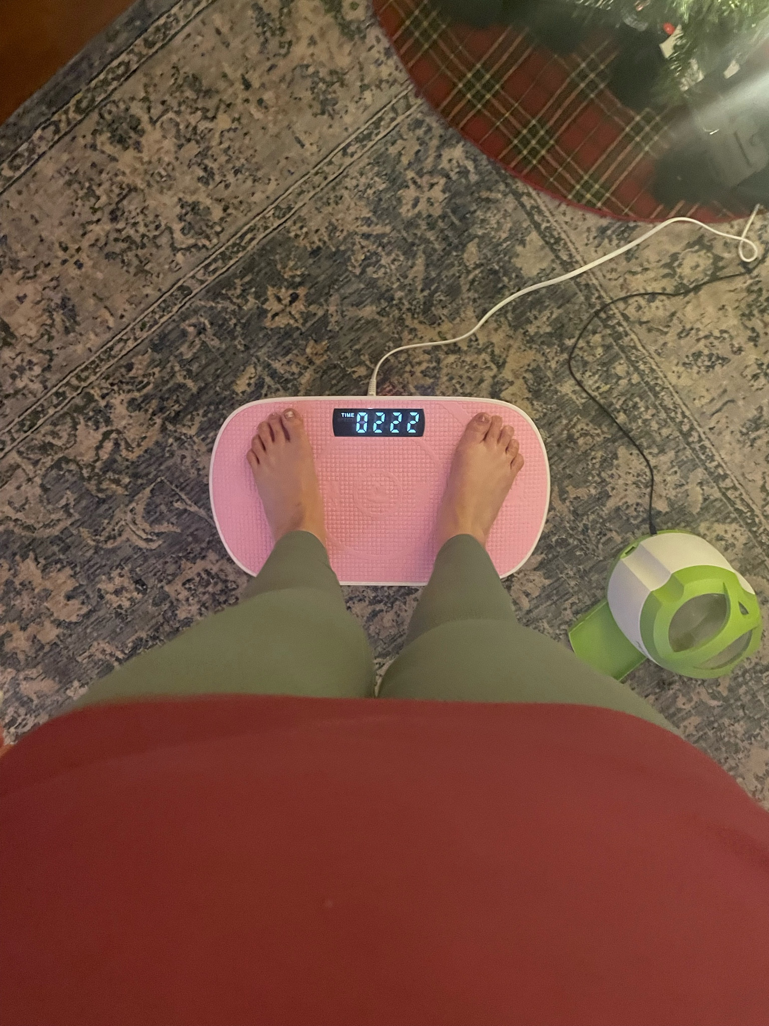 Hopped on the vibration plate trend 

#LTKActive #LTKdayinmylife #LTKselfcare