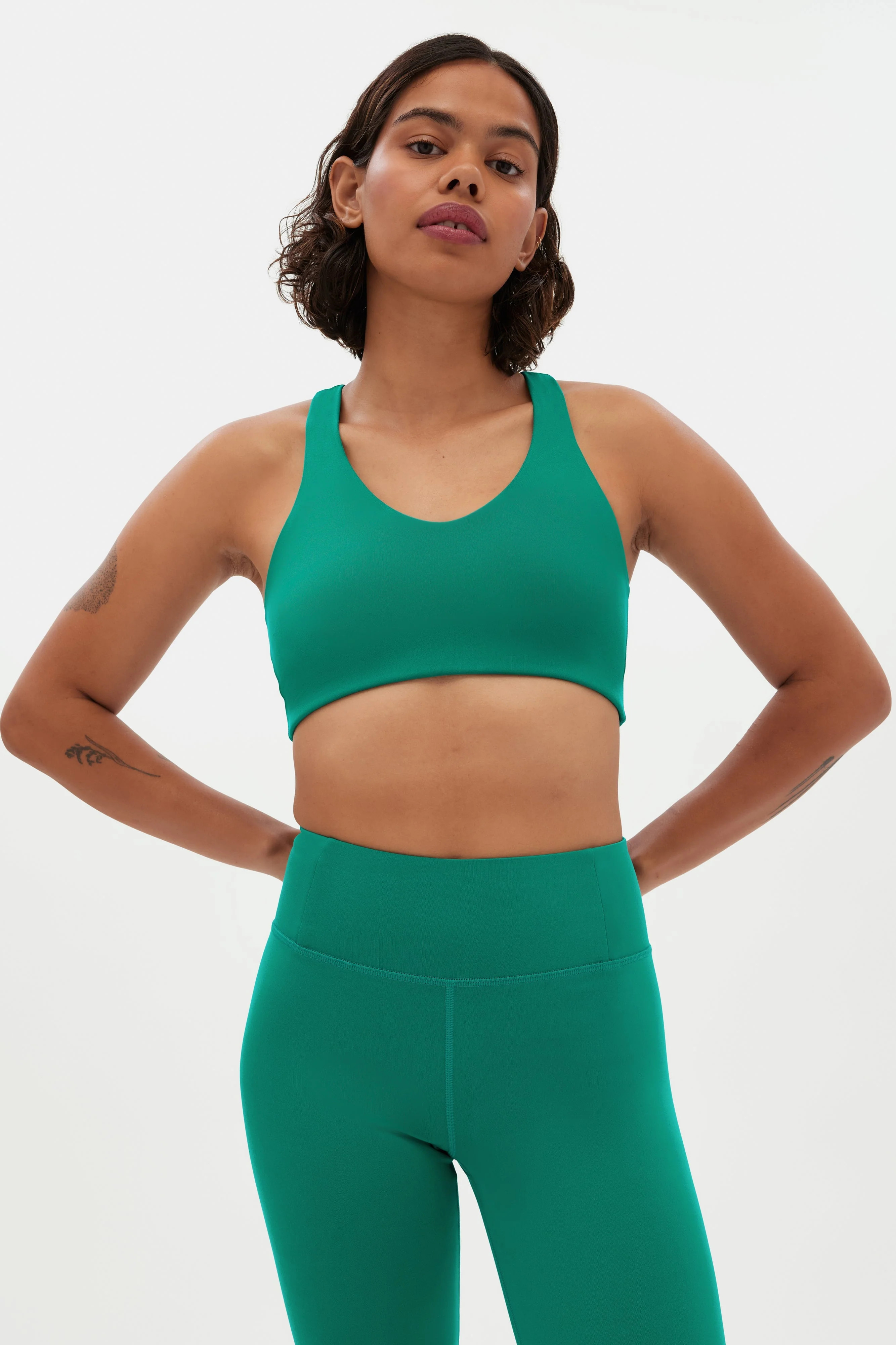Monaco Lola V-Neck Bra | Girlfriend Collective