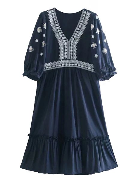 'Susan' Embroidered Boho Midi Dress | Goodnight Macaroon