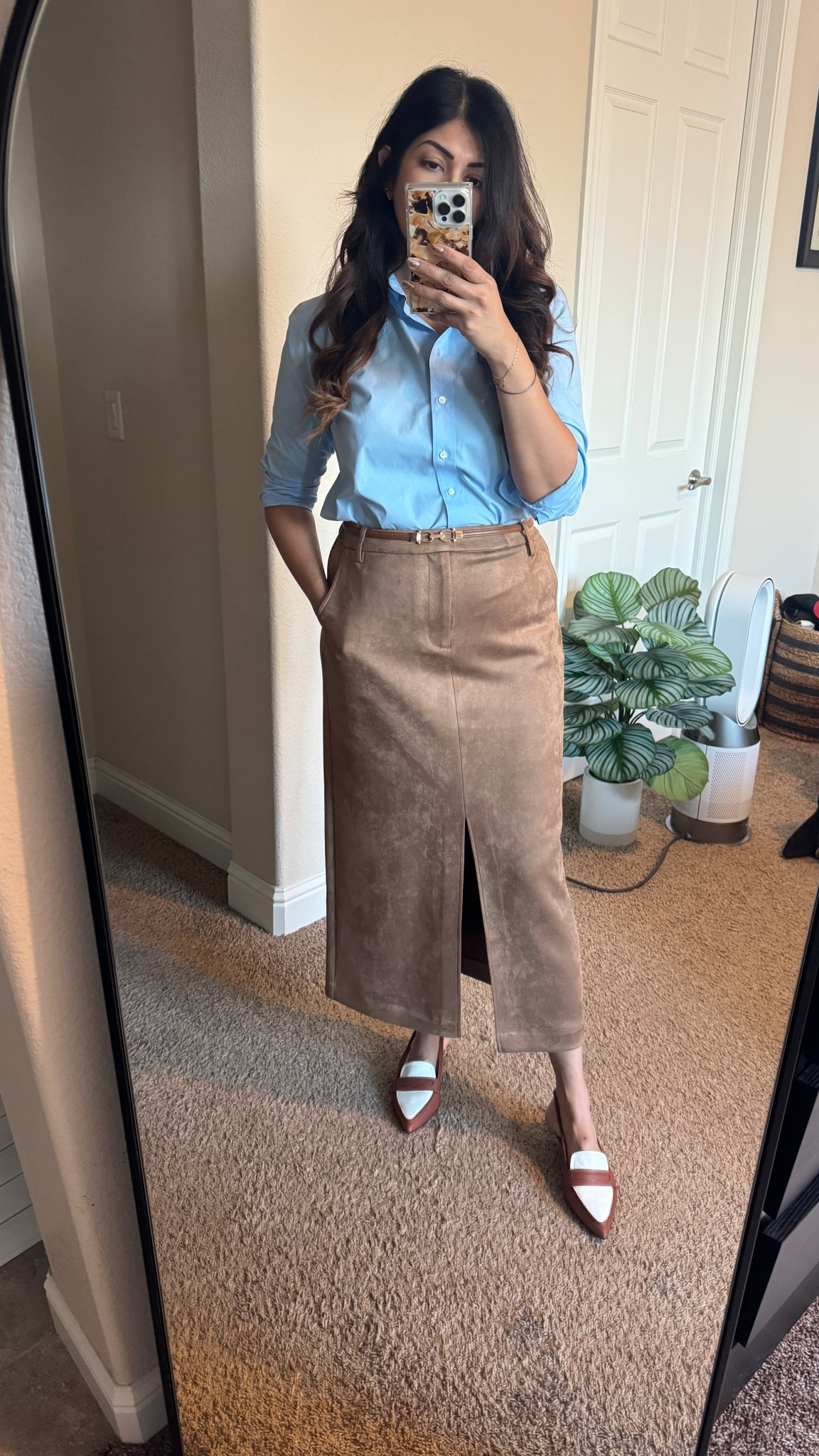 Recent office look - suede midi skirt, Ralph Lauren button up and these cute pointed toe slingback heels that look just like the my miu miu slingback heels from Amazon! 

#businesscasual #workwear #suede #ralphlauren 

#LTKSeasonal #LTKSaleAlert #LTKWorkwear