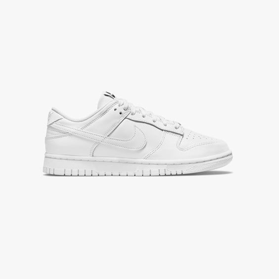 Nike Wmns Dunk Low | Sneakersnstuff