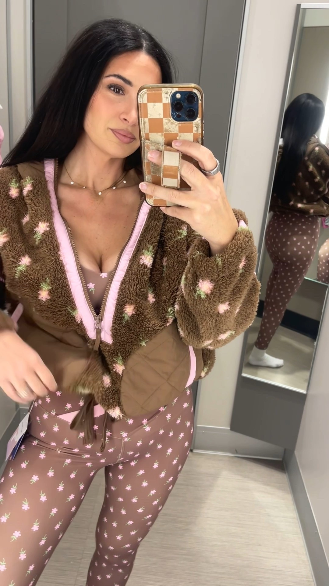 I think I’ll start working out again with this cute set! Order before it’s sold out! Wearing a medium in everything. I’m 5’9 155lbs

Target outfit, workout set, coquette, 

#LTKselfcare #LTKfitnessgoals #LTKGiftGuide