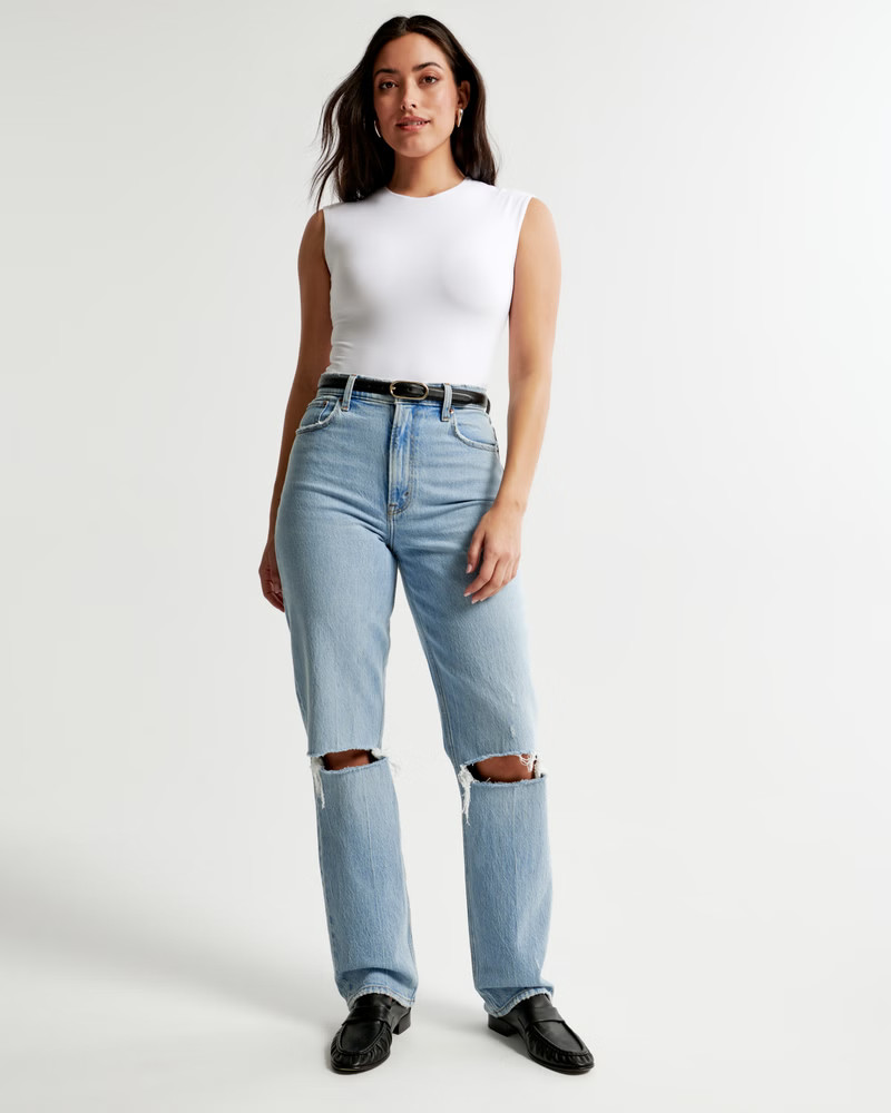 Curve Love Ultra High Rise 90s Straight Jean | Abercrombie & Fitch (US)