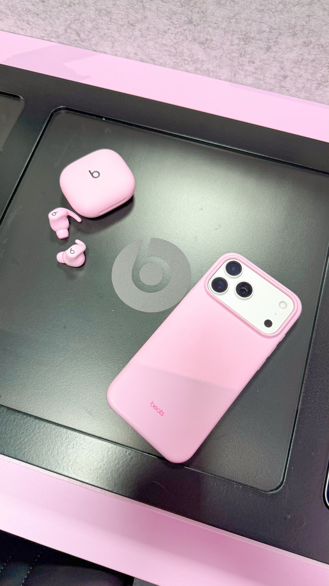 PINK TECH - the pink beats case is the BEST!!💞✨ #earbuds #iphone 