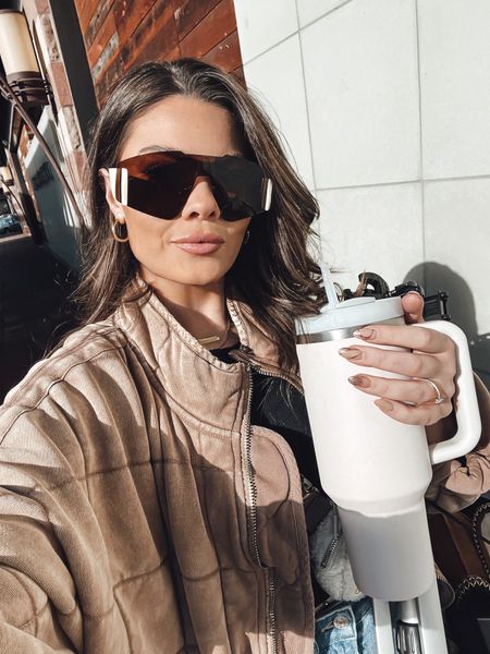 Oversized sunglasses with quilted oversized jacket, Stanley tumbler would make a great holiday gift 

#LTKstyletip #LTKHoliday #LTKSeasonal
