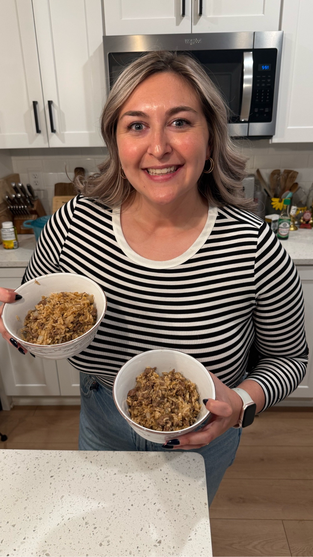 Thank you for this dinner inspo @makayla_thomas_fit 

Ingredients: (5 servings)
• 1.5 lb lean ground beef
• 1 family-size bag jasmine rice (microwave)
• 1 bag frozen riced cauliflower
• 1/2 white onion, diced
• Minced garlic
• 2 eggs
• 3 Tbsp low-sodium soy sauce
• 1/2 cup teriyaki sauce (add more if you like it saucy)
• Salt, pepper, garlic powder

Directions:
Brown ground beef with light salt, pepper, and garlic powder. When almost finished, add a dash of soy sauce and a drizzle of teriyaki to coat the meat. Remove beef from the pan and set aside.

In the same pan, sauté onion, garlic, and riced cauliflower. Season with pepper and a dash of soy sauce. Once softened, add eggs and scramble directly in the pan.

Stir in cooked rice, then pour in soy sauce and teriyaki. Mix until everything is well coated. Add ground beef back to the pan and toss to combine.

Serve hot or portion out for meal prep. So easy. So good. 🤍
#dinnerinspo #mealprep #easydinner #dinner #weeknightdinner 

#LTKfoodie #LTKdayinmylife #LTKfitnessgoals