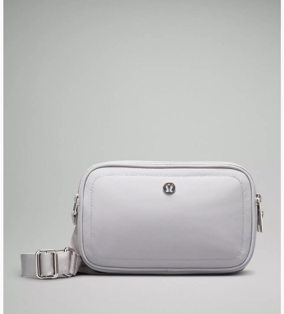 LULULEMON bag! Silver style! 

#LTKfindsunder50 #LTKstyletip #LTKGiftGuide