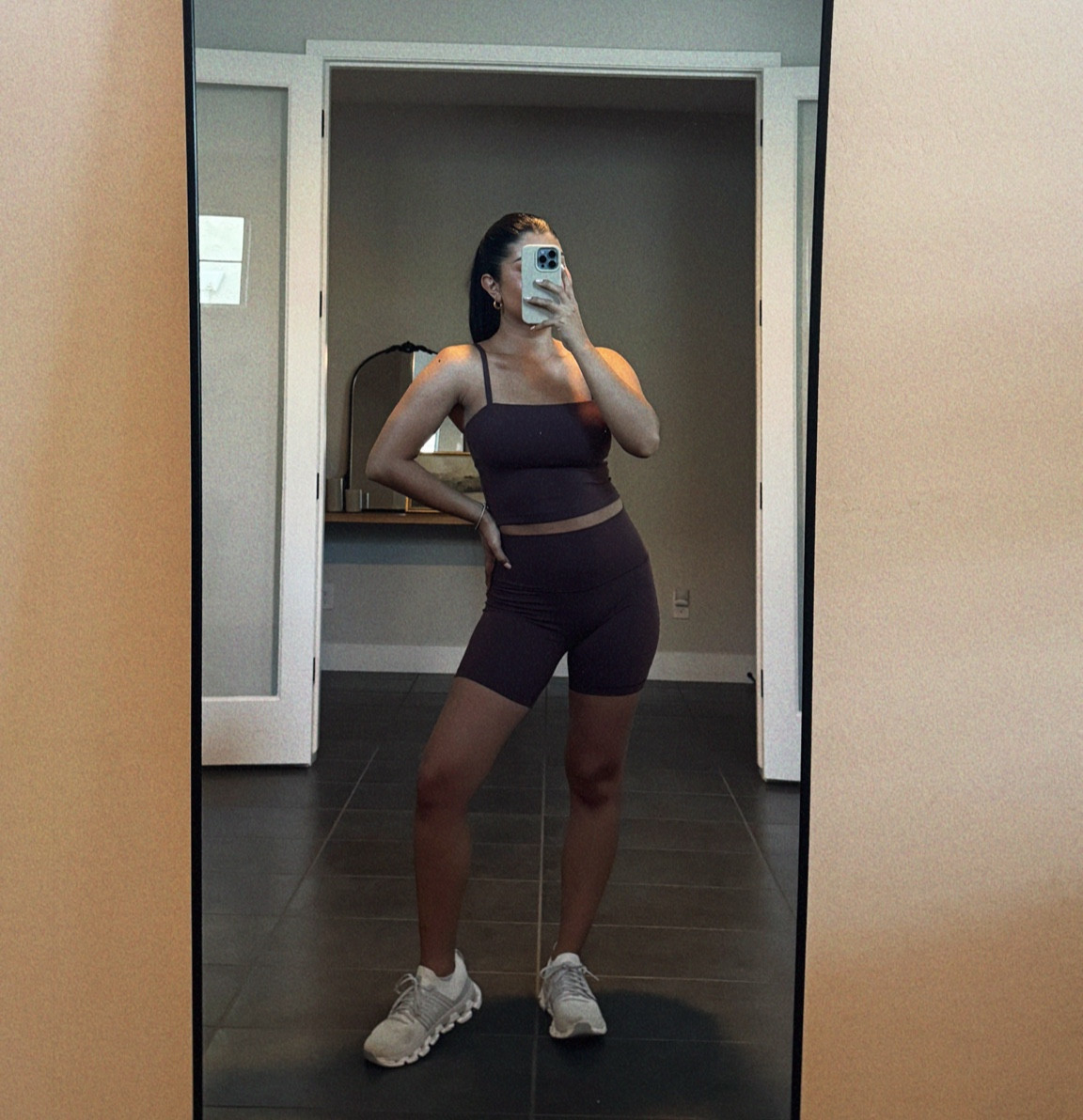 Workout brown set and lifestyle/running shoes 👟🤎 

#LTKActive #LTKFitness