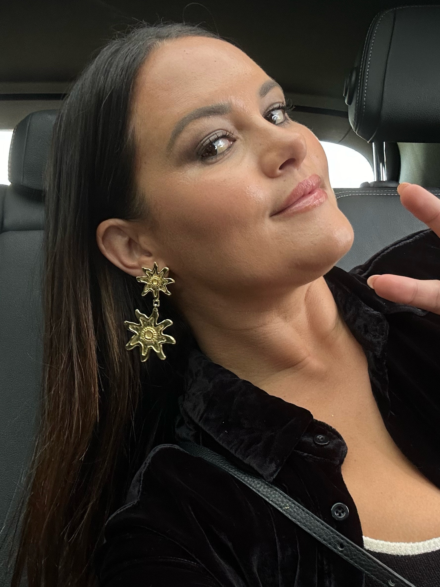 Gold statement earring’s 👏🏼 

These are from mountain and moon but I have linked similar 🫶🏼

#LTKFestival #LTKaustralia #LTKparties