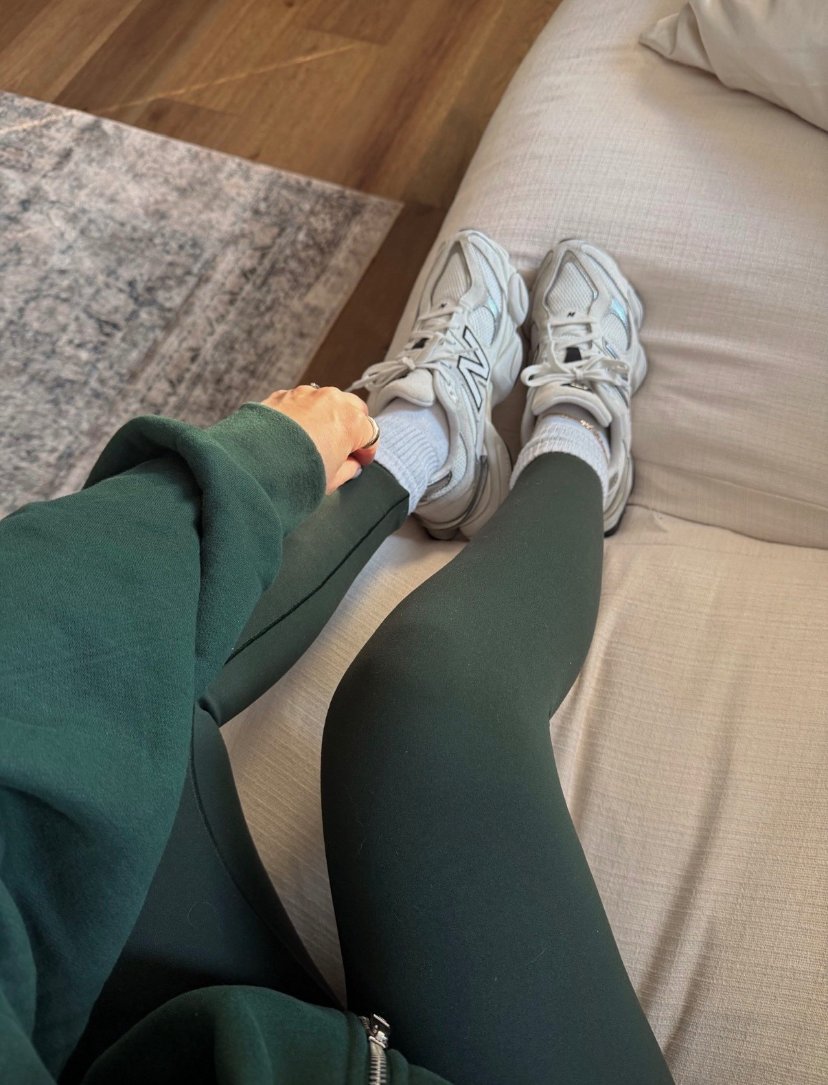 These green leggings from Aerie are so soft! The best leggings!! 🙌🏼👏🏼

#LTKfitnessgoals #LTKActive #LTKootd