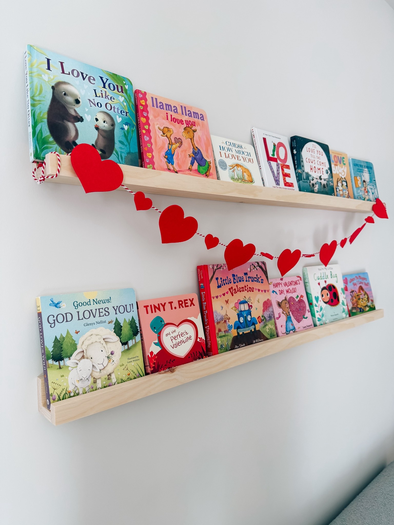 Sharing some of our favorite Valentine’s Day books and our new bookshelves in the playroom! ❤️🩷

These bookshelves are amazing!!! We did the 48 inches/unfinished wood!

Valentine’s Day toddler books, bookshelves, Valentine’s Day kids, Valentine’s Day decor

#LTKValentine #LTKKids #LTKHome