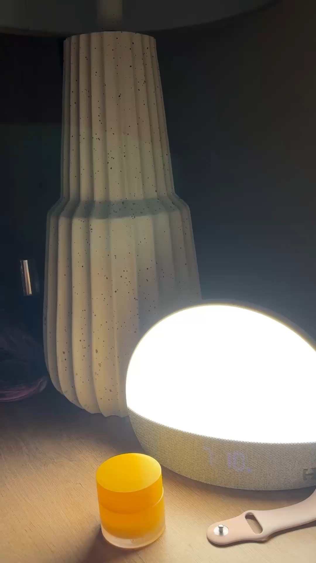 A quick snapshot of the Hatch. It is a sunrise alarm clock that wakes you up however you like and snoozes, also put you to sleep with many settings to drown out the noise of the outside world.!! Makes a fabulous gift

#LTKselfcare #LTKmorningroutine #LTKGiftGuide