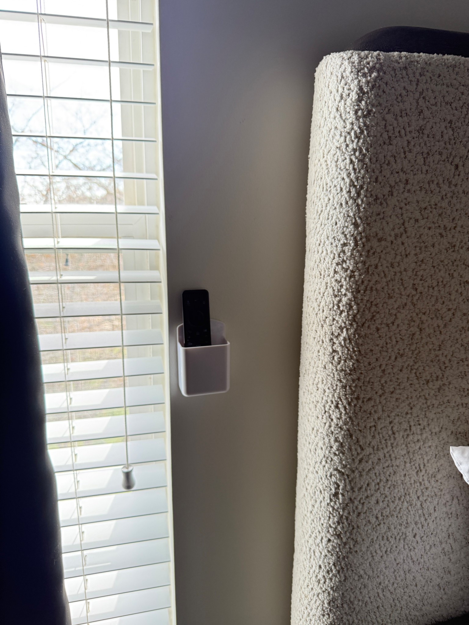 If your anything like us we lose the remote EVERYDAY, you’ll live this remote holder. It’s really a lifesaver!

#LTKmomlife #LTKHome