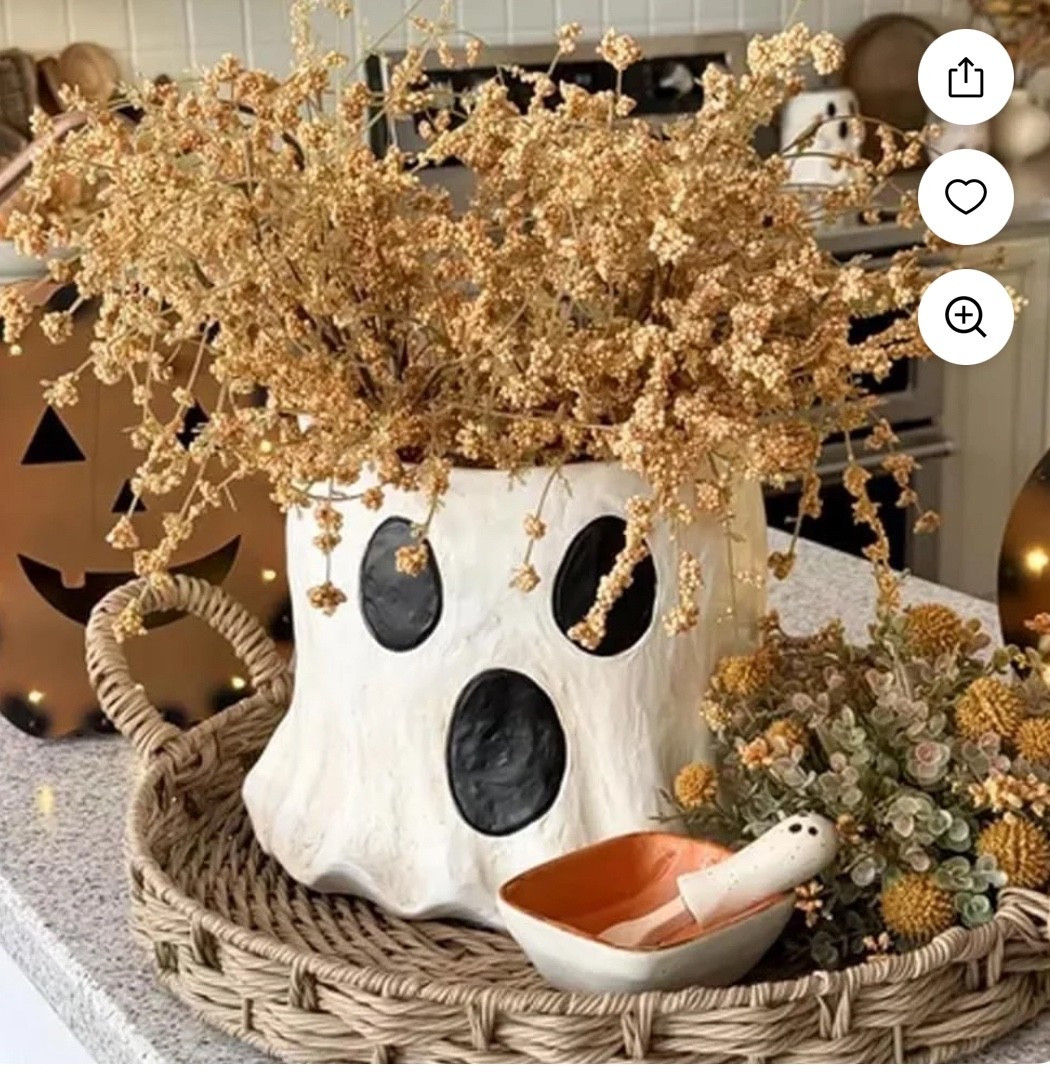 Viral ghost face vase! Put It out as a centerpiece or use It for candy! 

#walmarrt#ghost#vase 

#LTKStyleTip #LTKHome #LTKSeasonal