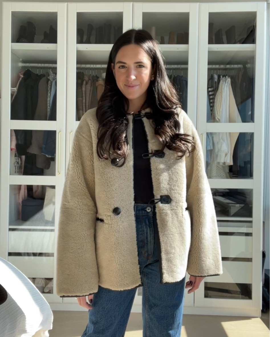 From the try on haul : 
XSmall jacket 
XSmall blazer 
Small skirt 
Small sweater 
Small seater dress 

Fall outfits, fall fashion