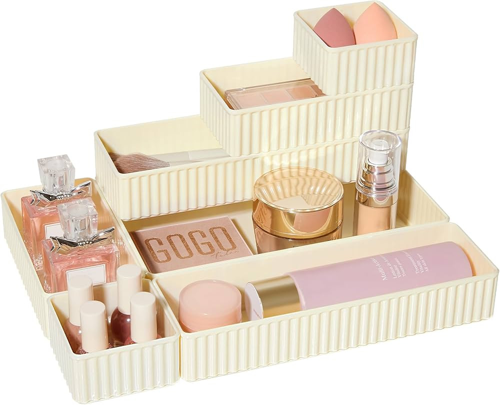Vtopmart 7 PCS White Drawer Organizers Bins, 4-Size Stackable Makeup and Vanity Drawer Organizer ... | Amazon (US)