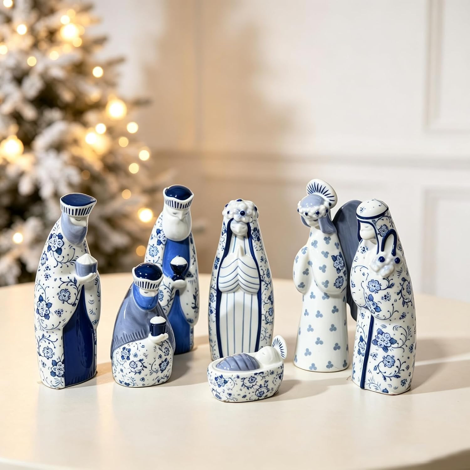 Cynkeyee Chinoiserie Ceramic Nativity Set, 7-Piece, Blue and White, 6 inch | Amazon (US)