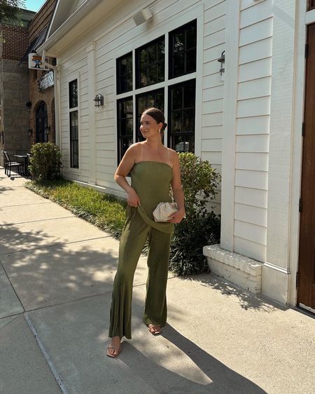 Ordered medium but maybe should’ve gotten small because the legs were long

Summer Set, Amazon Set, Green Set, Two Piece Set, Bottega Earrings, Bottega Dupe, Amazon Date Night Outfit, Date Night Outfit, Green Outfit

#LTKbeauty #LTKstyletip #LTKFind