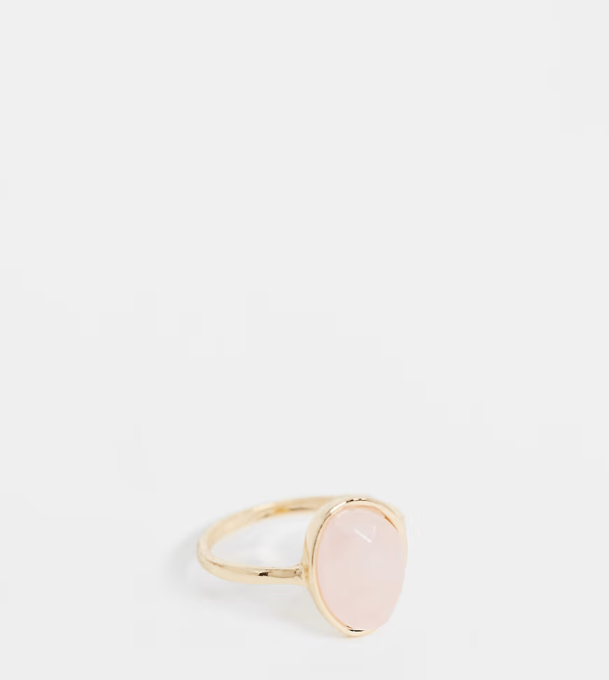 ASOS DESIGN Curve ring with rose quartz semi precious stone in gold tone | ASOS (Global)
