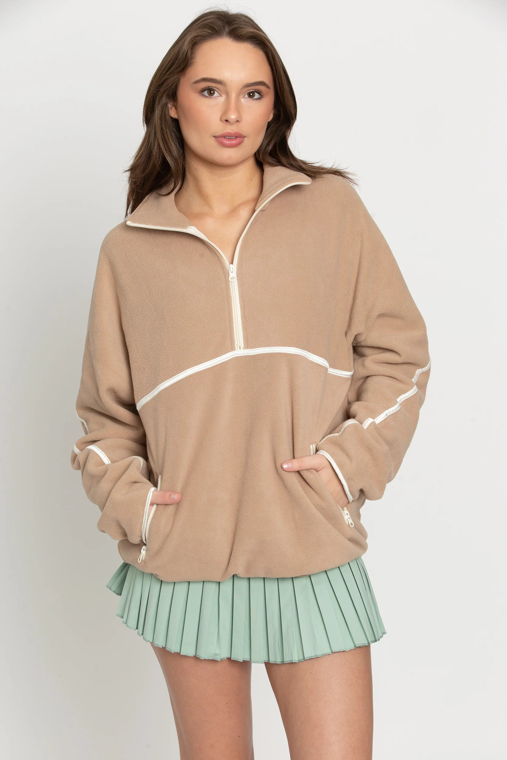 Beige Minimalistic Half-Zip Pullover | Gold Hinge