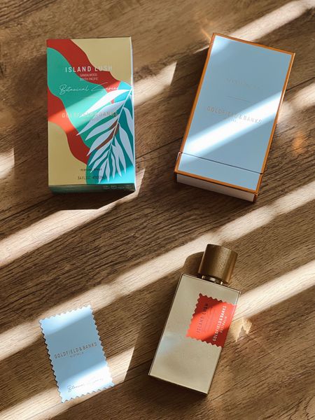 Maldives Summer Island Scent Ready - Island Lush Perfume 100ml

A refreshing wanderlust-inspired fragrance enriched with sandalwood and bergamot accords. The epitome of wild tropical beauty.

Goldfield & Banks Fragrances 

#LTKSeasonal #LTKTravel #LTKBeauty