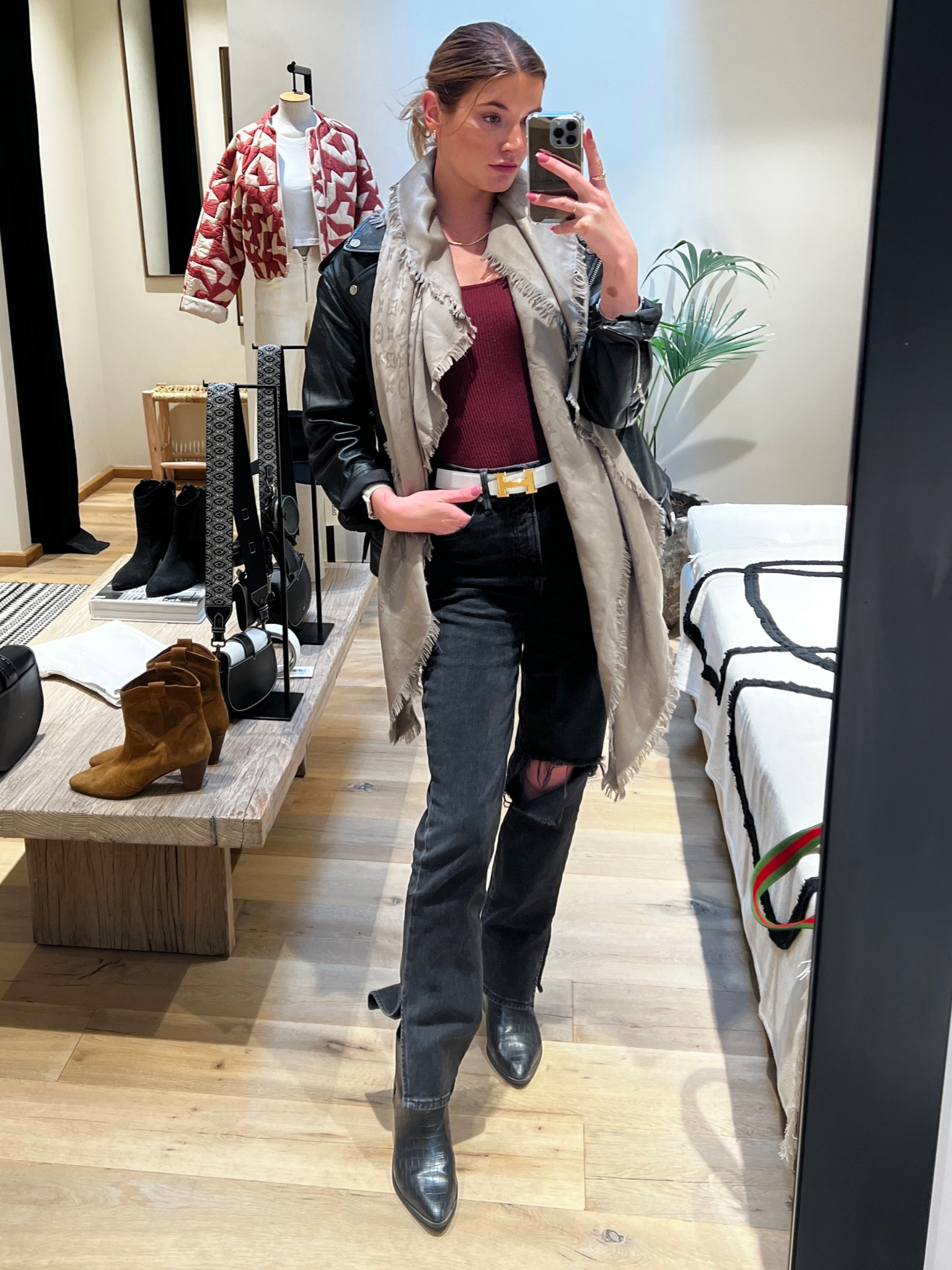 The perfect layered traveling look. Portugal I’m here! 

#LTKstyletip #LTKtravel #LTKSeasonal