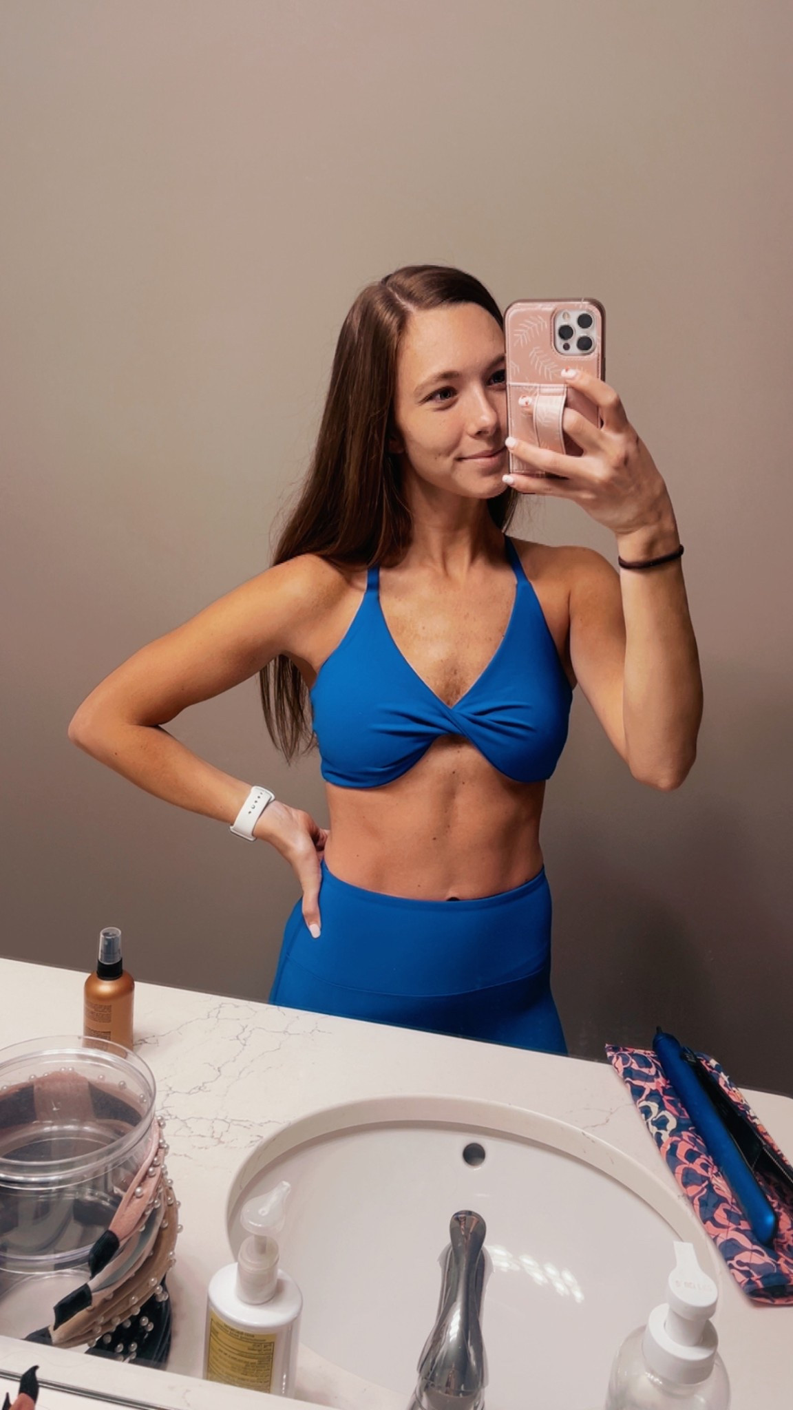 Amazon workout set

#LTKFindsUnder50 #LTKActive #LTKStyleTip