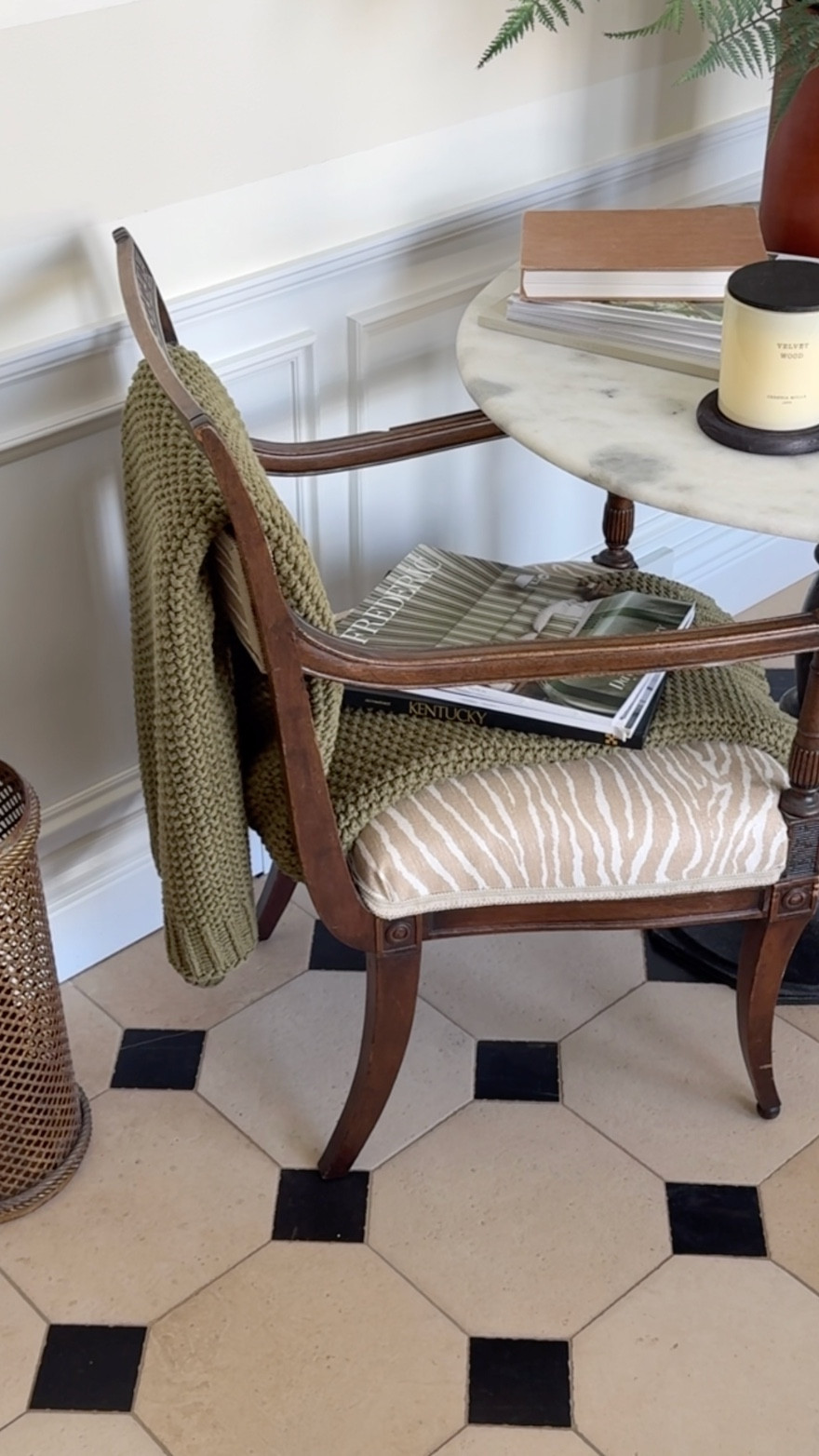 Entry table styling links!

#LTKHome