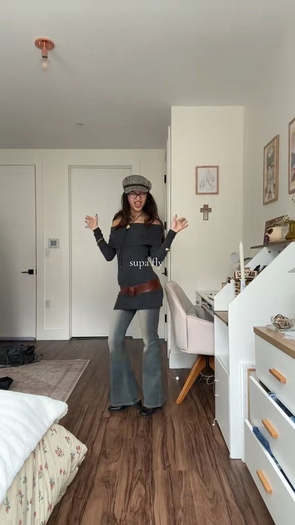 how this shirt makes me feel #offshouldertop #greylongsleeve #shirtsforwinter 

#LTKgrwm #LTKootd #LTKPetite