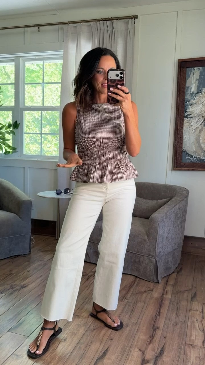 Size xs top and size 26 in the jeans!

#LTKPetite #LTKSaleAlert #LTKootd