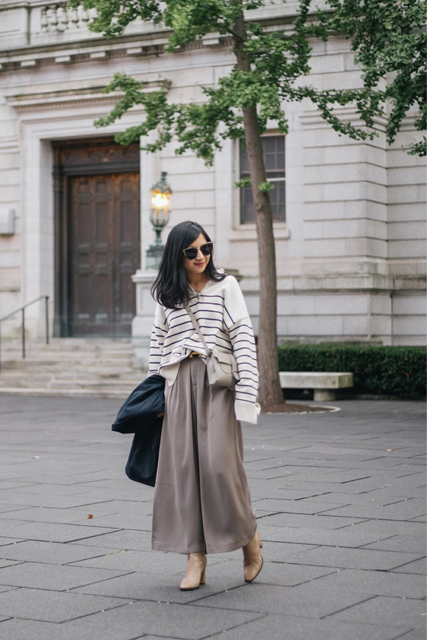 On ElleBlogs.com: it’s the season for wide leg trousers; these Tronjori pants from Amazon are exceptionally affordable, come in a rainbow of colors, and is newly available in a shorter length.
.
.
.


#LTKunder50 #LTKSeasonal #LTKstyletip