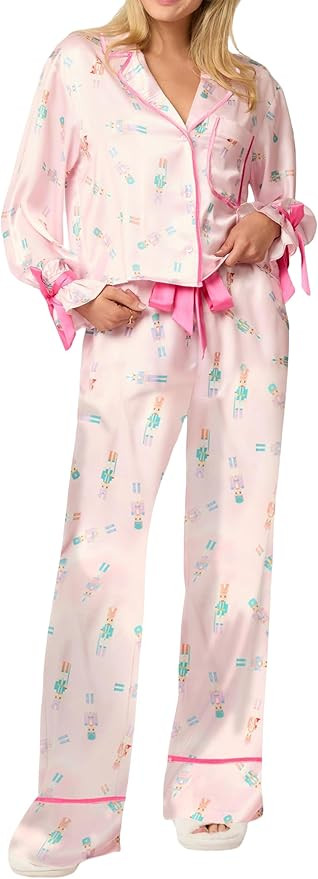Faretumiya Cute Christmas Pajamas Women Bow Tie Long Sleeve Shirt Pants Pj Set Xmas Graphic Print... | Amazon (US)